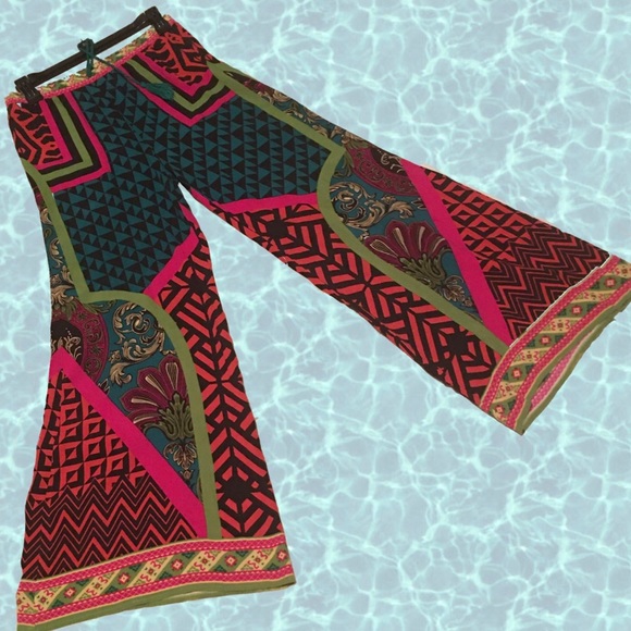 Forever 21 Pants - Tribal print Boho Hippie pants!